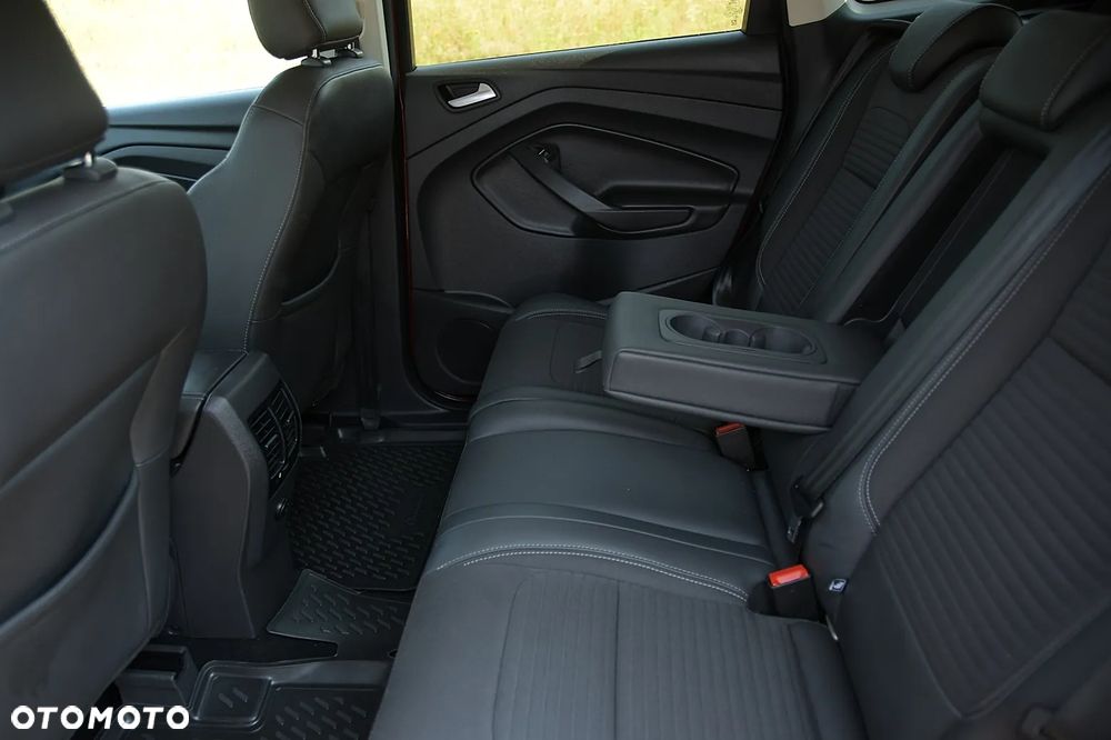 Ford Kuga 2.0 TDCi 4x4 Titanium - 27