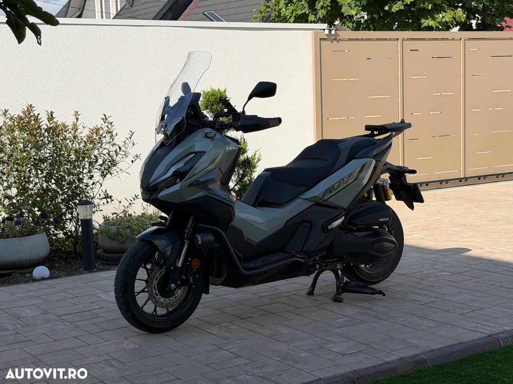 Honda ADV 350 - 7