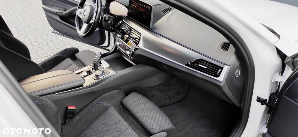 BMW Seria 5 530i mHEV M Sport sport - 19
