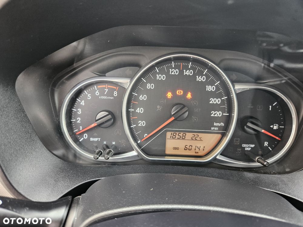 Toyota Yaris 1.33 VVT-i Comfort - 13