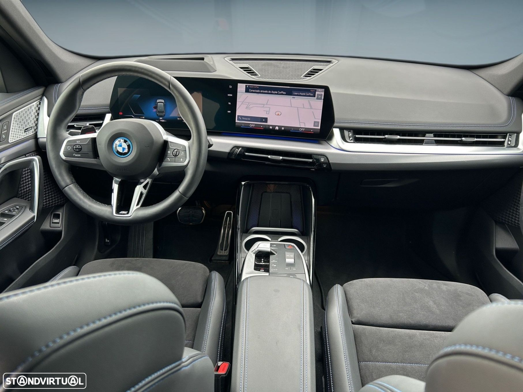 BMW iX1 eDrive20 Pack Desportivo M - 3
