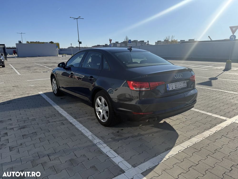 Audi A4 2.0 TDI S tronic quattro - 4