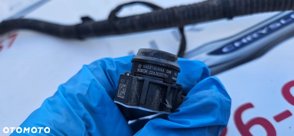 Chrysler Pacifica 2016- Instalacja zderzaka tylnego pod 6xPDC Wiązka PDC P68228597AE Czujnik parkowania PDC Czujnik PDC 5XG31GUVAA KOLOR PUV Moduł martwego pola Radar zderzaka tył  68306454AB - 9