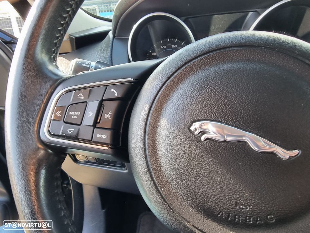 Jaguar F-Pace 2.0 i4D Pure Aut. - 16