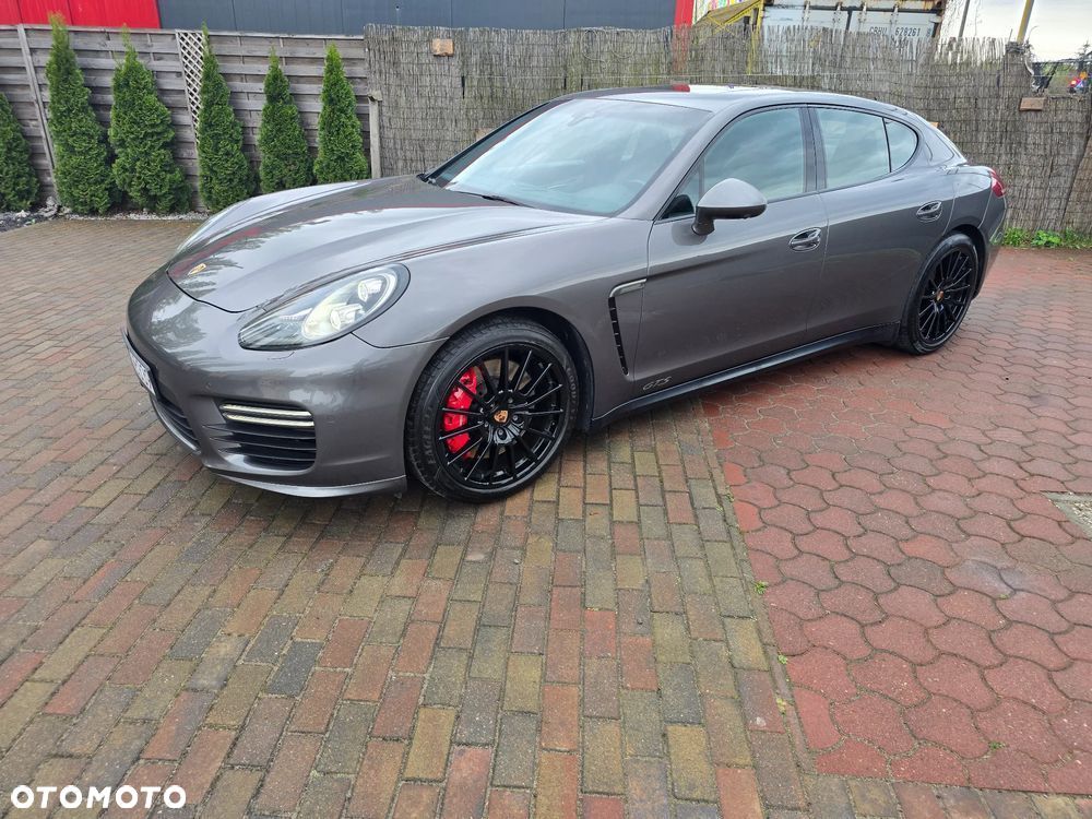 Porsche Panamera GTS - 1