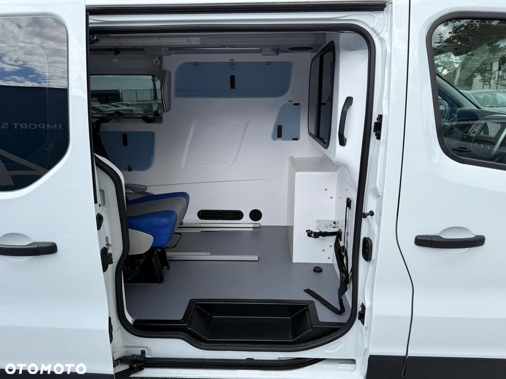 Renault TRAFIC - 13