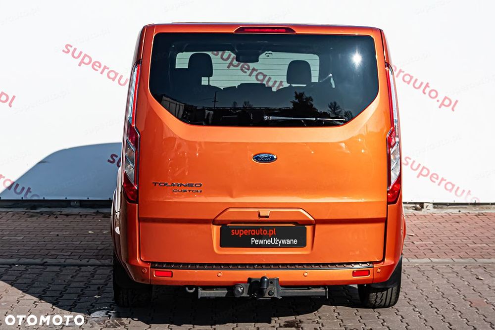 Ford Tourneo Custom 2.0 EcoBlue L2 Titanium - 9