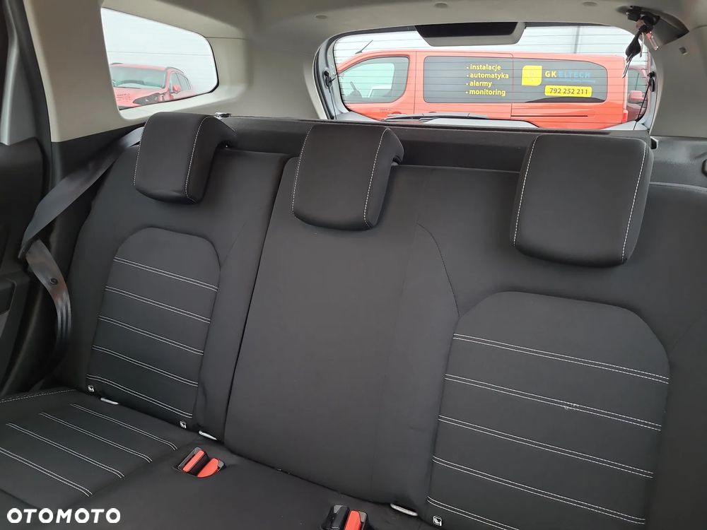 Dacia Duster 1.0 TCe Prestige - 16