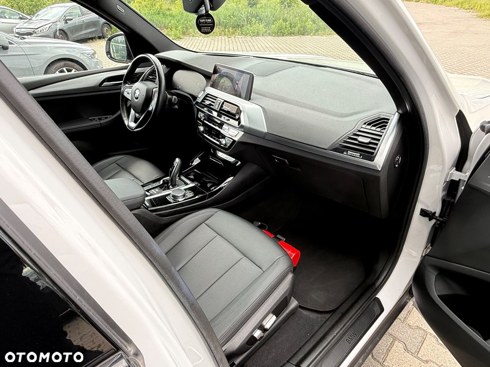 BMW X3 xDrive20d xLine - 20