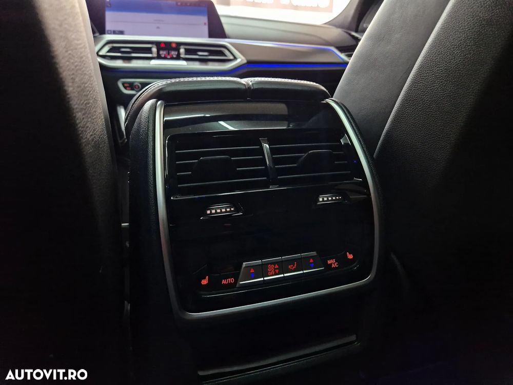 BMW X6 M M50d - 29