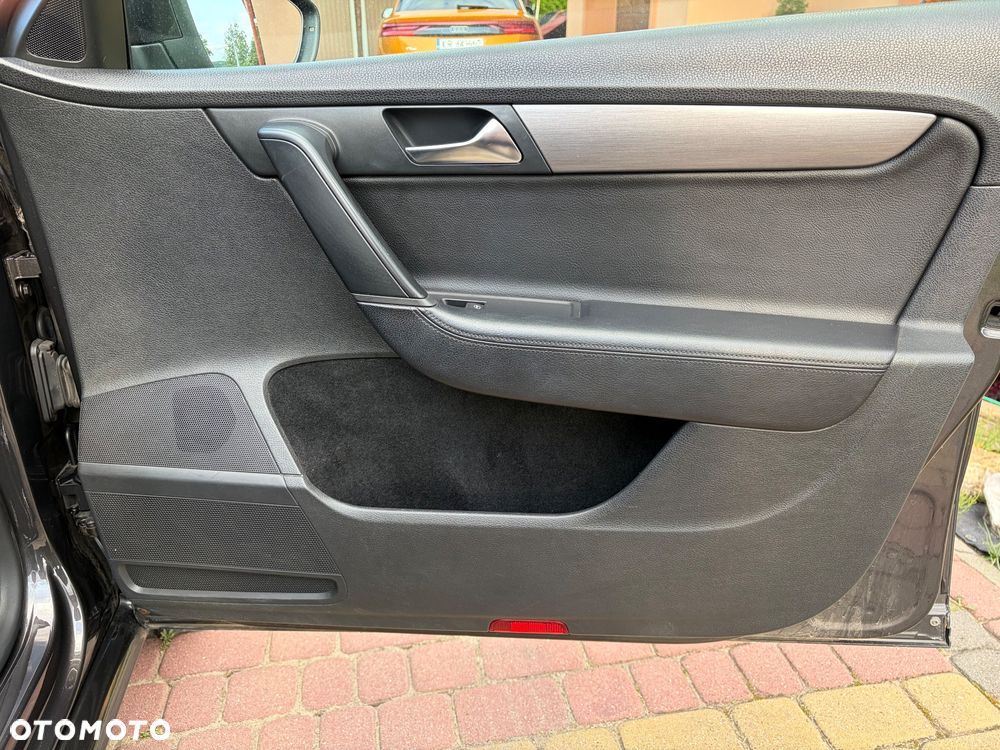 Volkswagen Passat 1.6 TDI DPF BlueMot Comfortline - 17