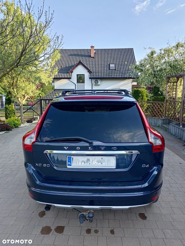 Volvo XC 60 D4 Momentum - 3