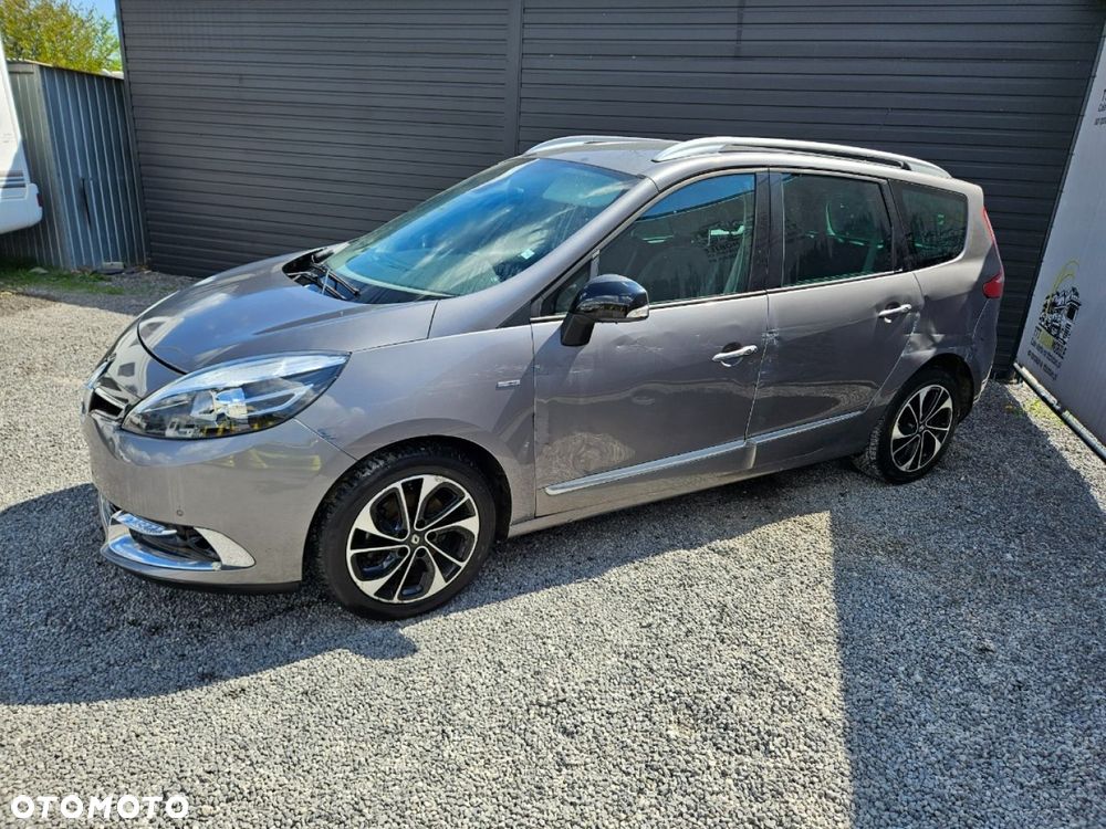 Renault Grand Scenic - 12