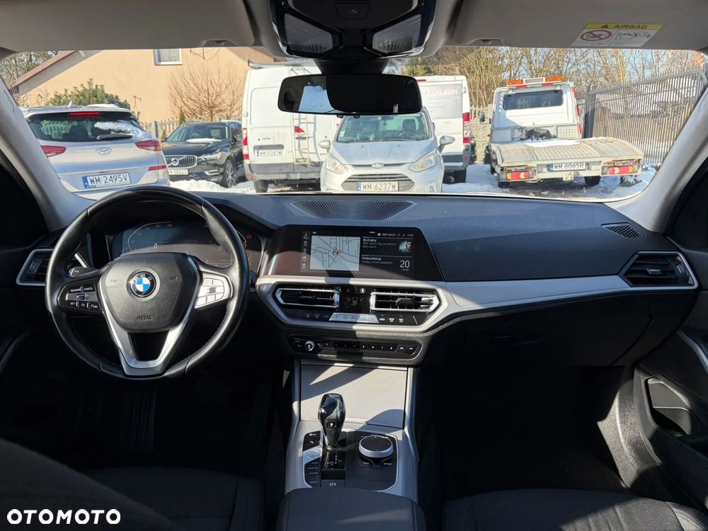 BMW Seria 3 318d Business Edition - 19