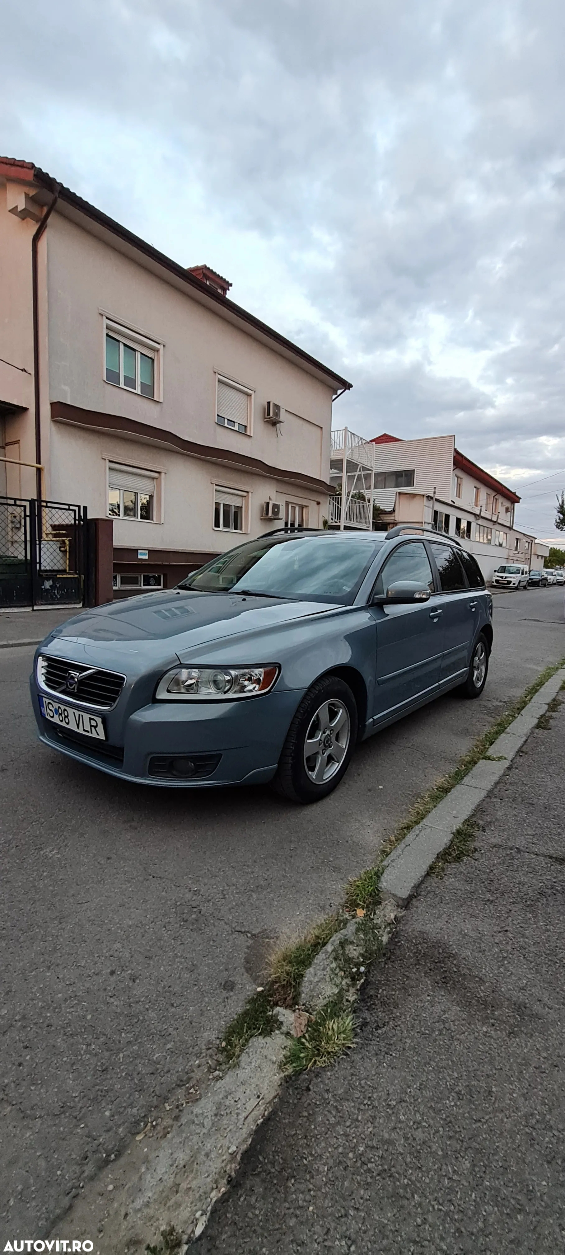 Volvo V50 - 2