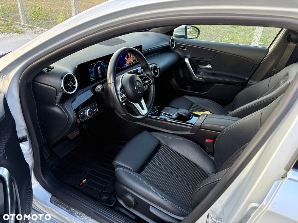 Mercedes-Benz Klasa A 200 d 8G-DCT Progressive - 12