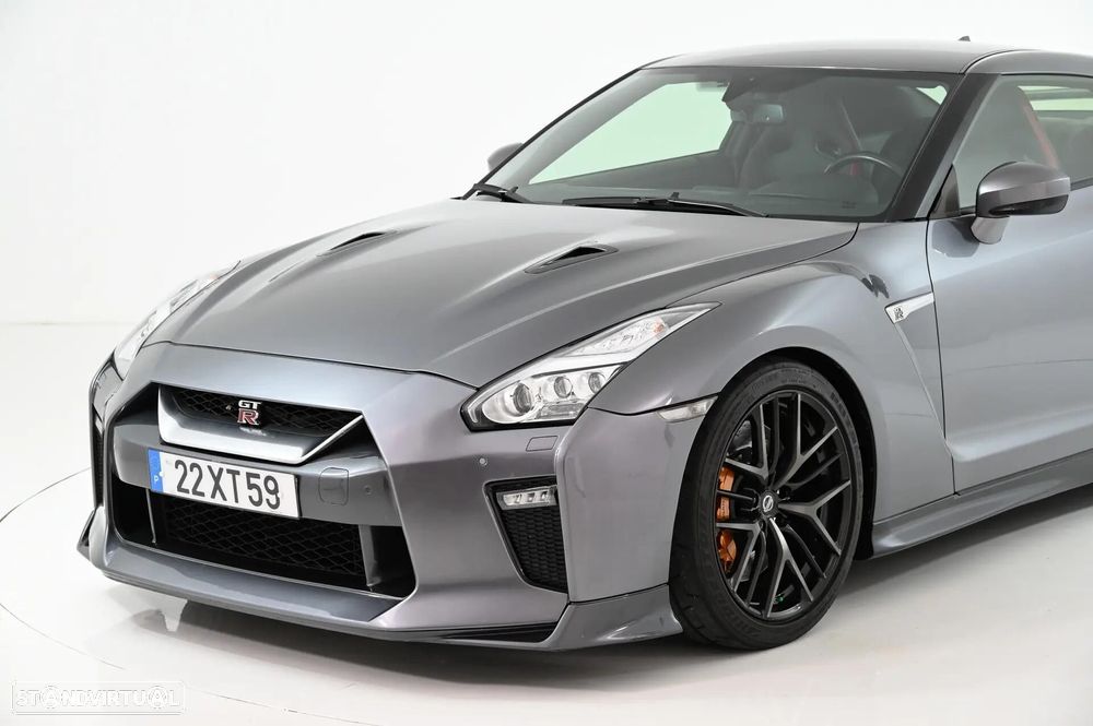 Nissan GT-R 3.8 V6 - 17