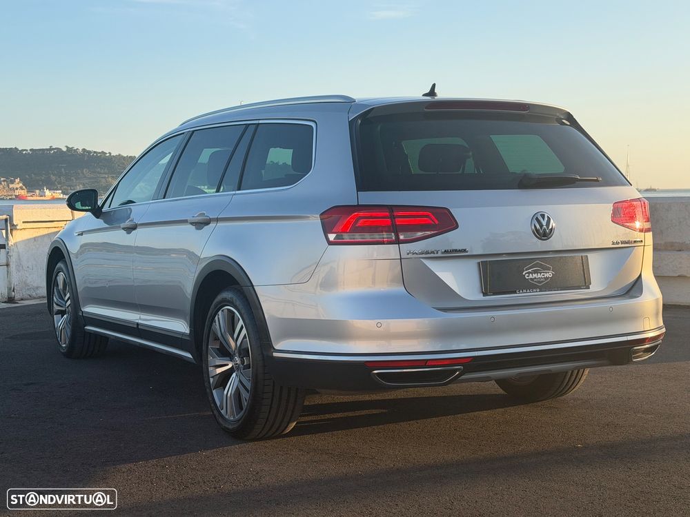 VW Passat Alltrack 2.0 TDI DSG 4Motion - 3