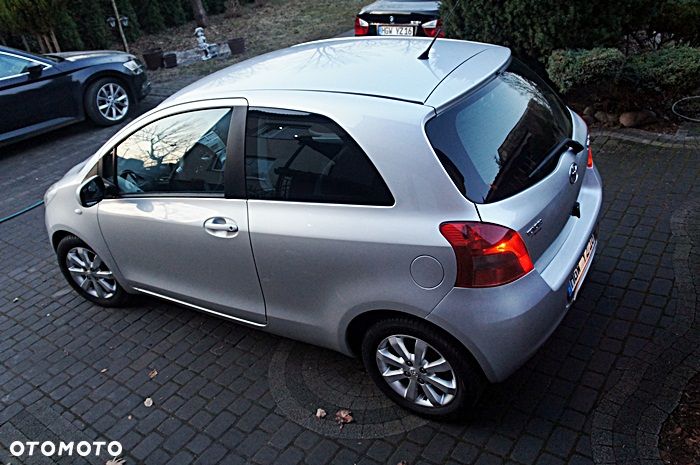 Toyota Yaris 1.3 VVT-i Cool - 8