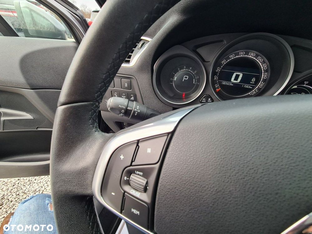 Citroën C4 PureTech 130 Stop&Start EAT8 SHINE - 19