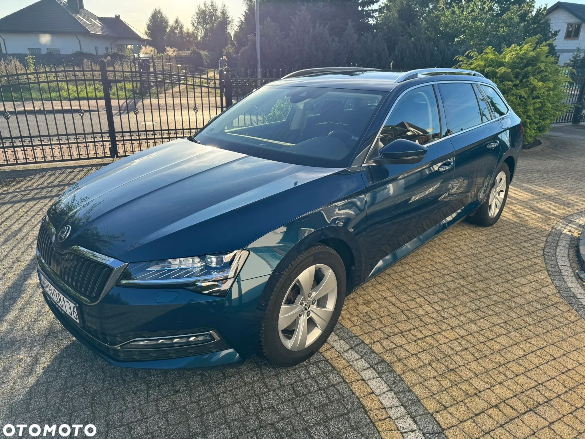 Skoda Superb 2.0 TDI SCR Style DSG - 1