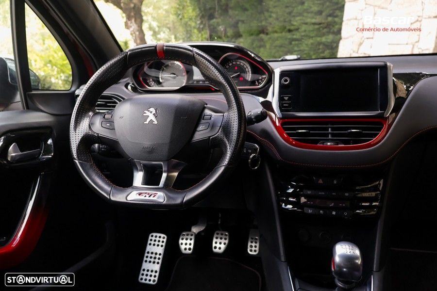 Peugeot 208 1.6 THP GTi - 28
