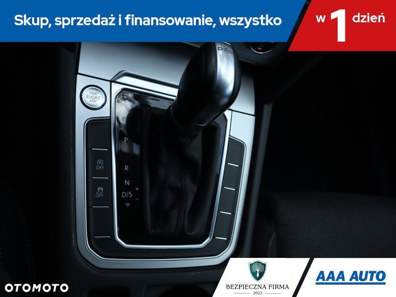Volkswagen Passat - 18