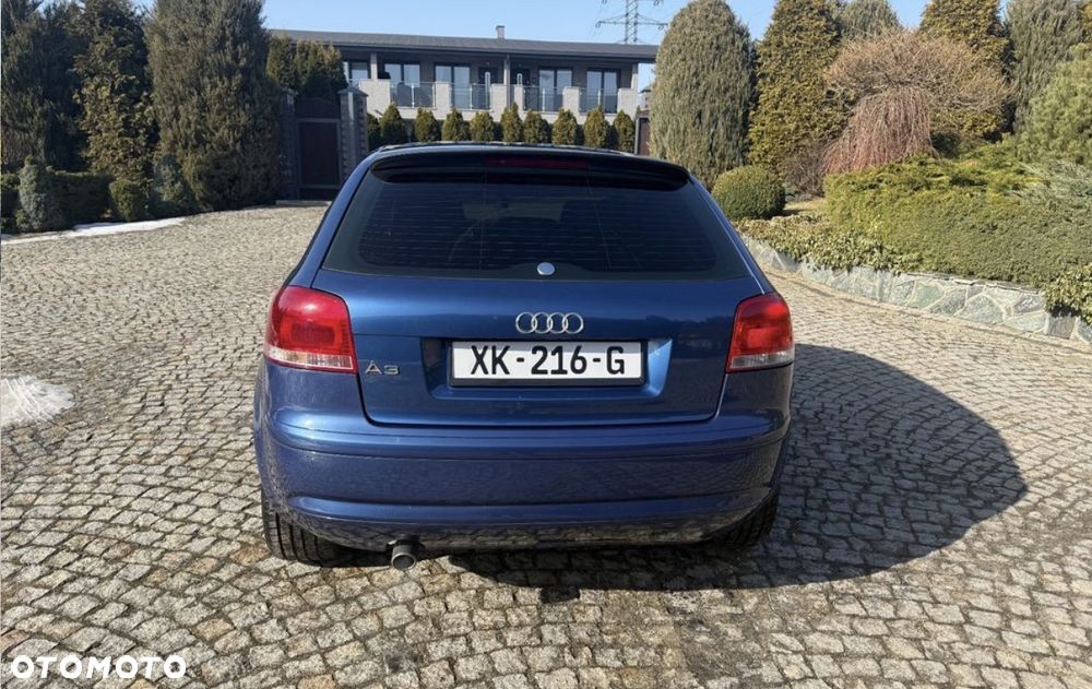 Audi A3 3-drzwiowe 1.6 Ambiente - 4