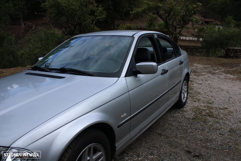 BMW 320 d — fotografia 13