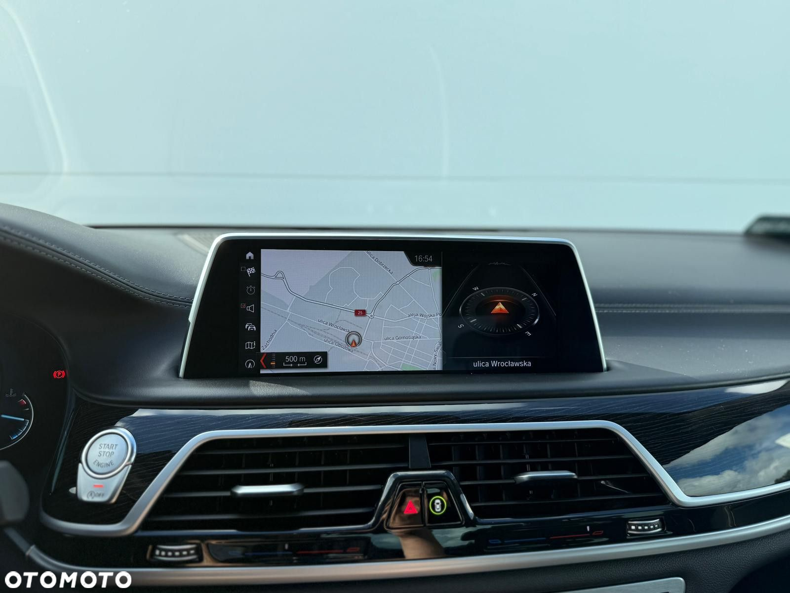 BMW Seria 7 - 32