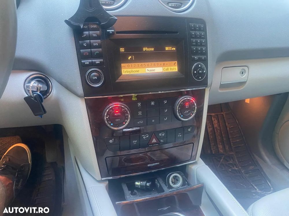 Mercedes-Benz ML - 12