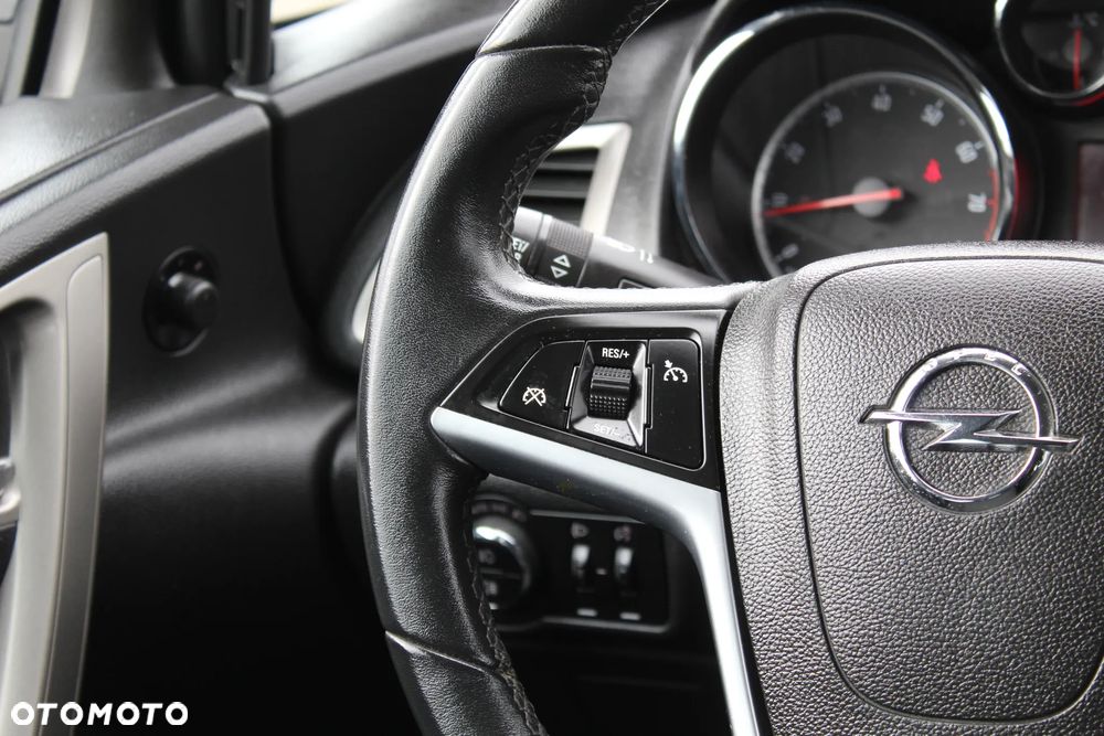Opel Astra 1.6 Design Edition - 20