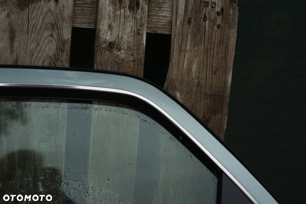Drzwi tył tylne lewe Chrysler 300C Sedan - 3