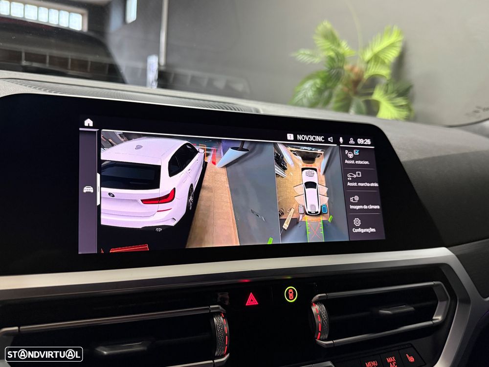 BMW 330 e Pack Desportivo M Auto - 14