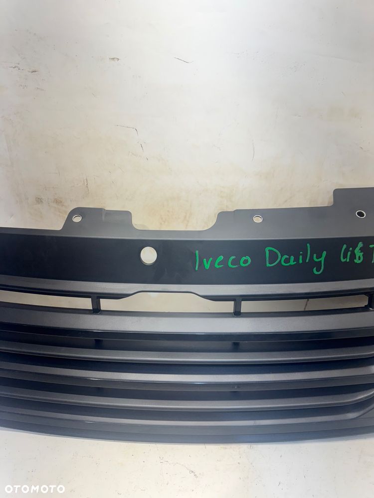 GRILL IVECO DAILY 19< - 3