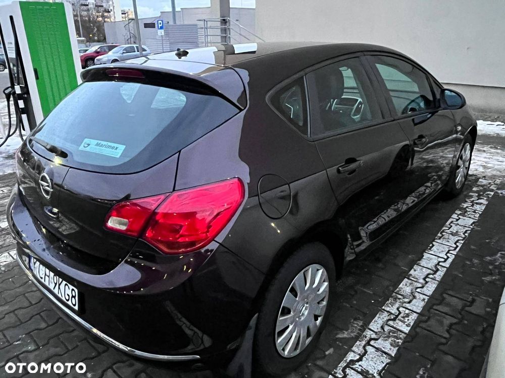 Opel Astra - 2