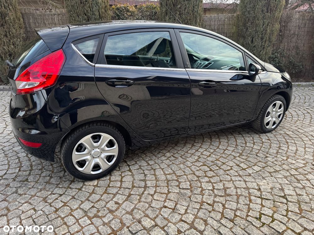 Ford Fiesta 1.25 Champions Edition - 10