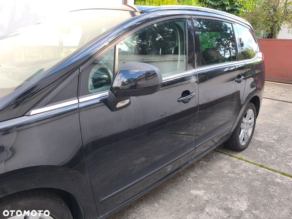 Peugeot 5008 HDI 150 Allure - 6