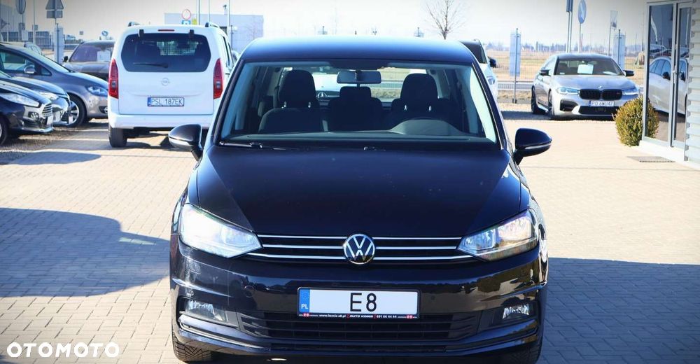 Volkswagen Touran - 2