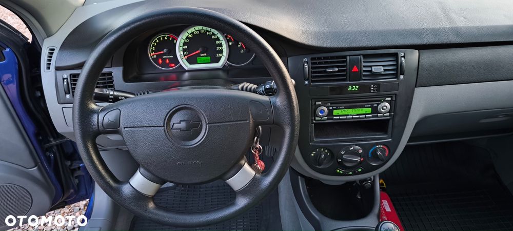 Chevrolet Nubira - 15