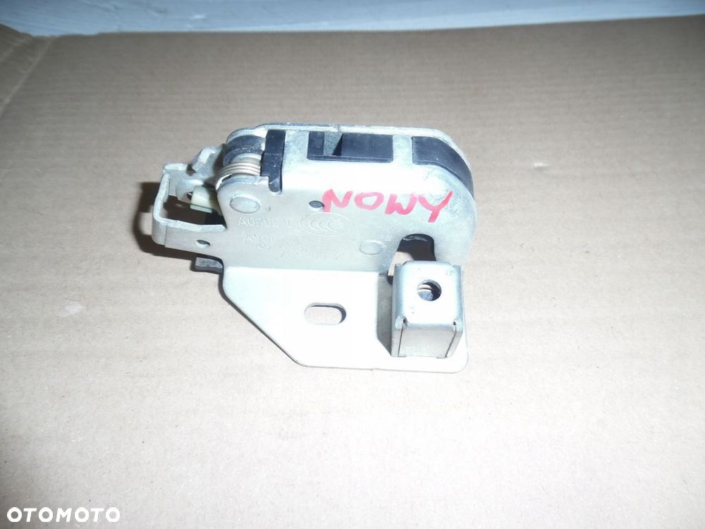 CRAFTER SPRINTER 906 06- ZAMEK W DRZWI TYLNE NOWY ORGINALNY - 1