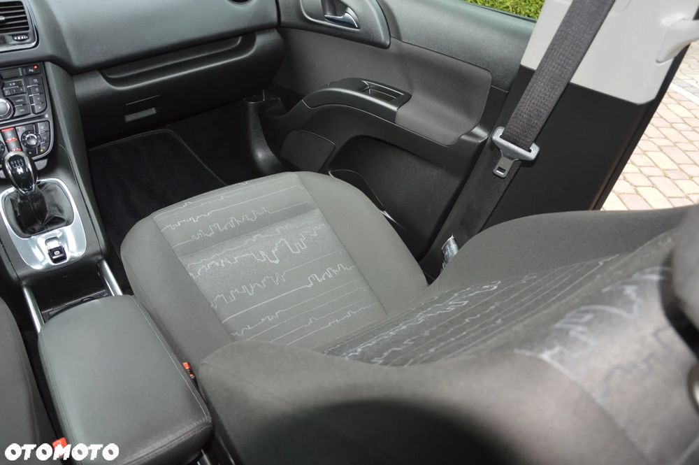 Opel Meriva 1.4 150 Jahre - 13