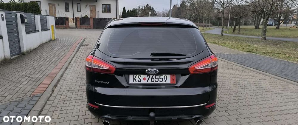 Ford Mondeo SW 2.0 EcoBoost Titanium - 10