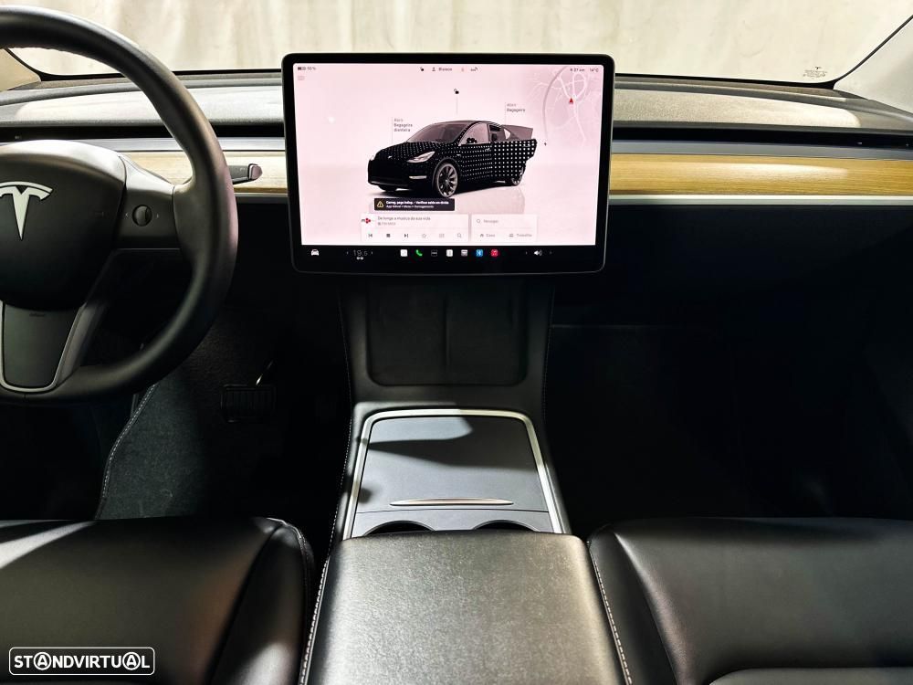 Tesla Model Y Long Range Dual Motor AWD - 22