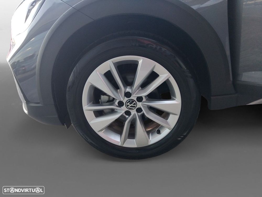 Volkswagen Taigo 1.0 TSI Urban DSG — fotografia 14