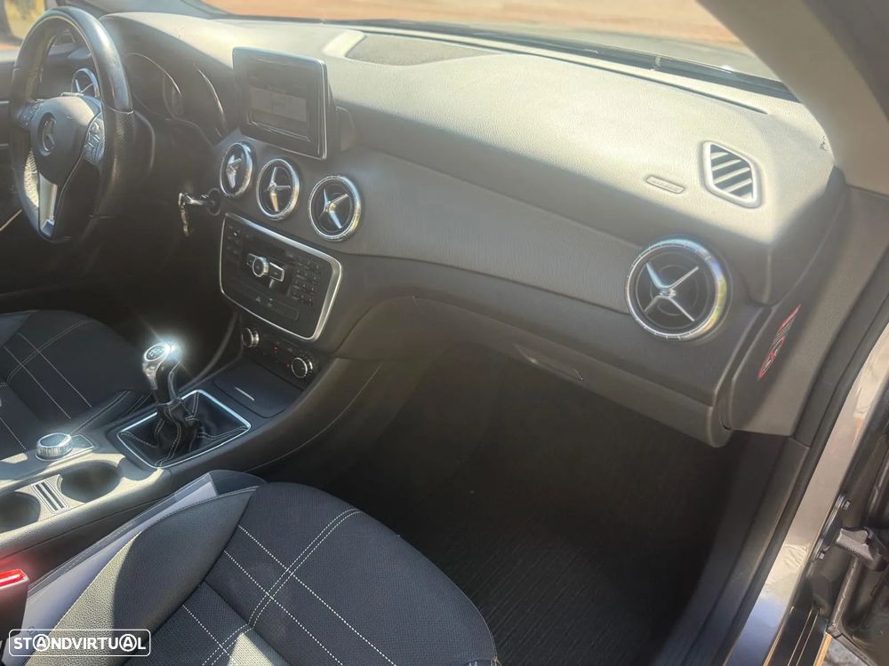 Mercedes-Benz CLA 200 CDi - 20