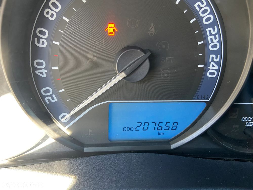 Toyota Auris 1.33 VVT-i Active - 15