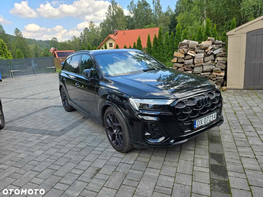 Audi Q7 - 1