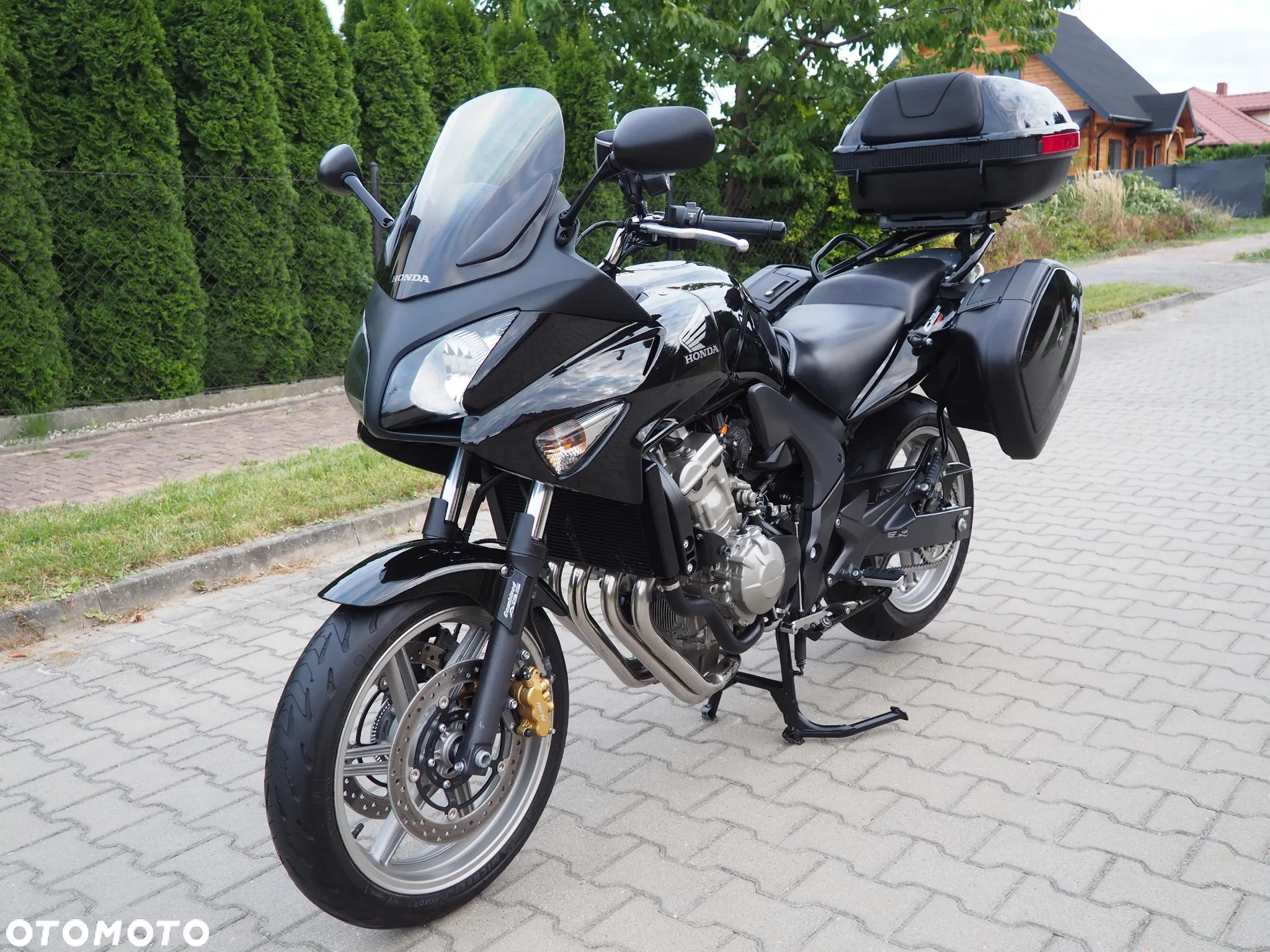 Honda CBF - 3