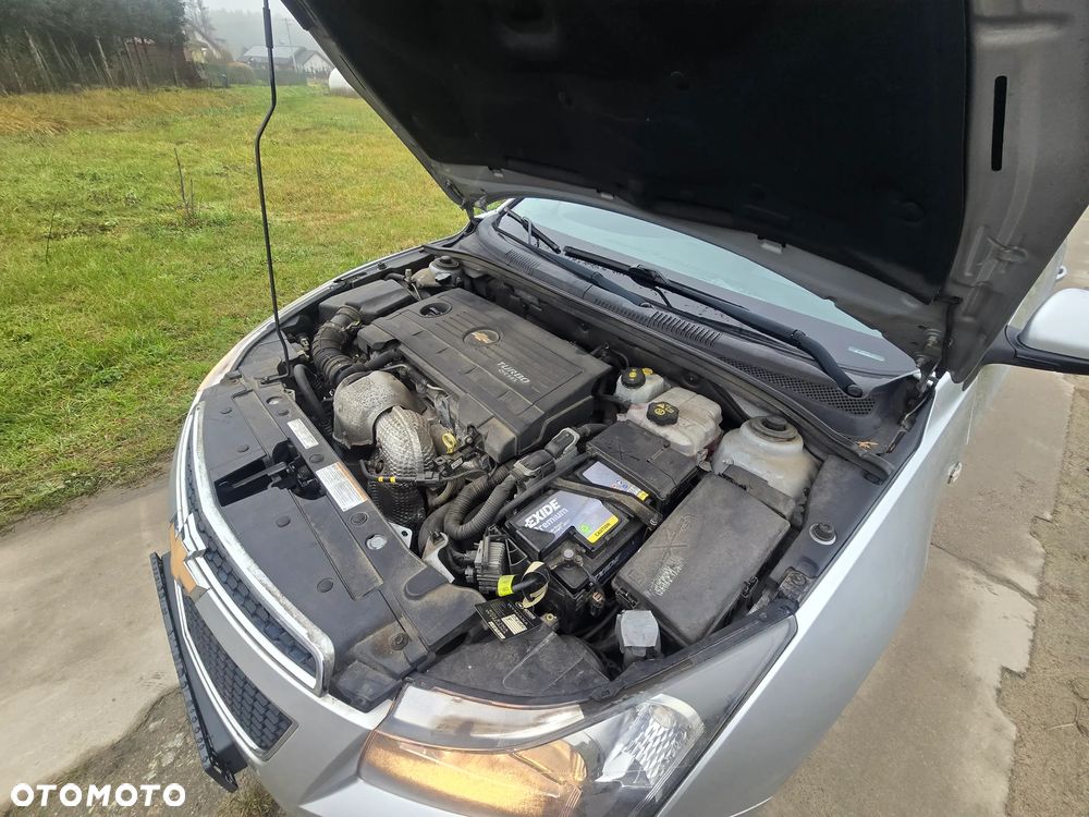 Chevrolet Cruze 2.0 LTZ - 30